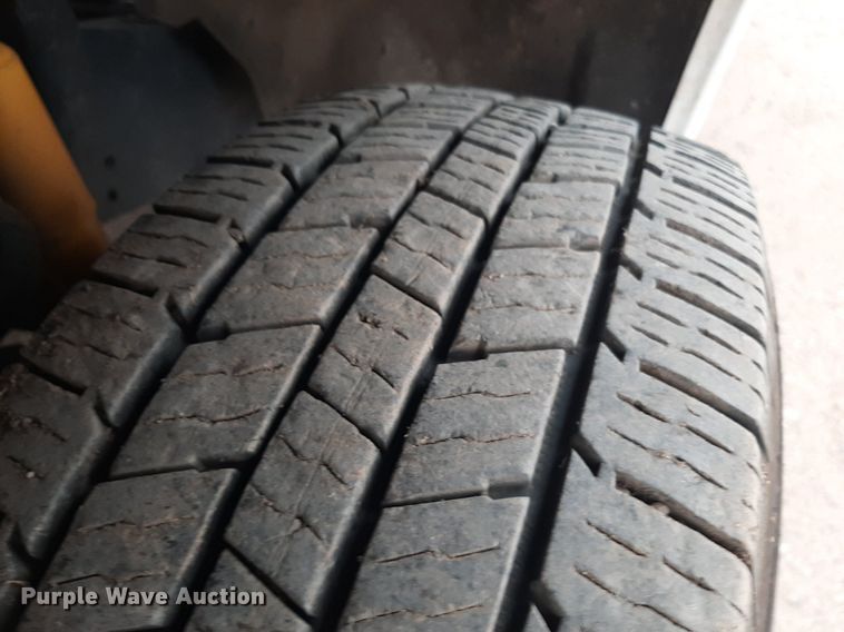 image for item KD9211 2020 Ford F250 Super Duty  Crew Cab pickup truck