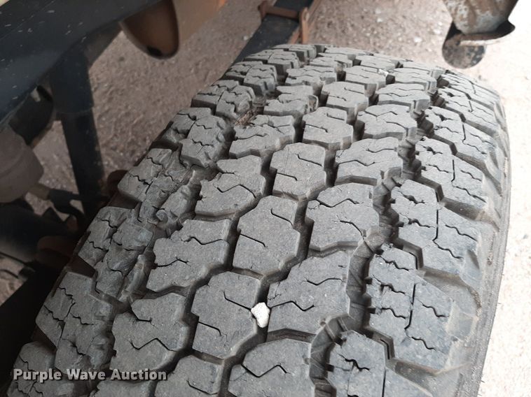 image for item KD9211 2020 Ford F250 Super Duty  Crew Cab pickup truck