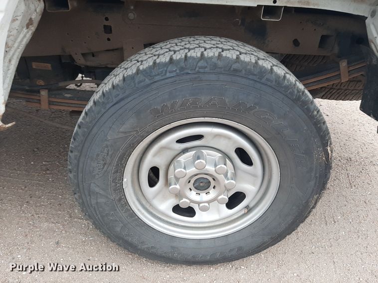 image for item KD9211 2020 Ford F250 Super Duty  Crew Cab pickup truck