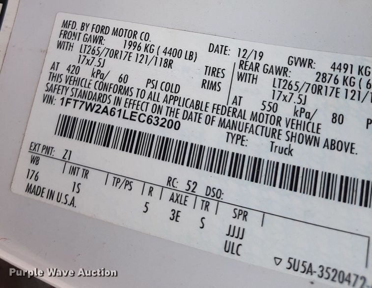 image for item KD9211 2020 Ford F250 Super Duty  Crew Cab pickup truck