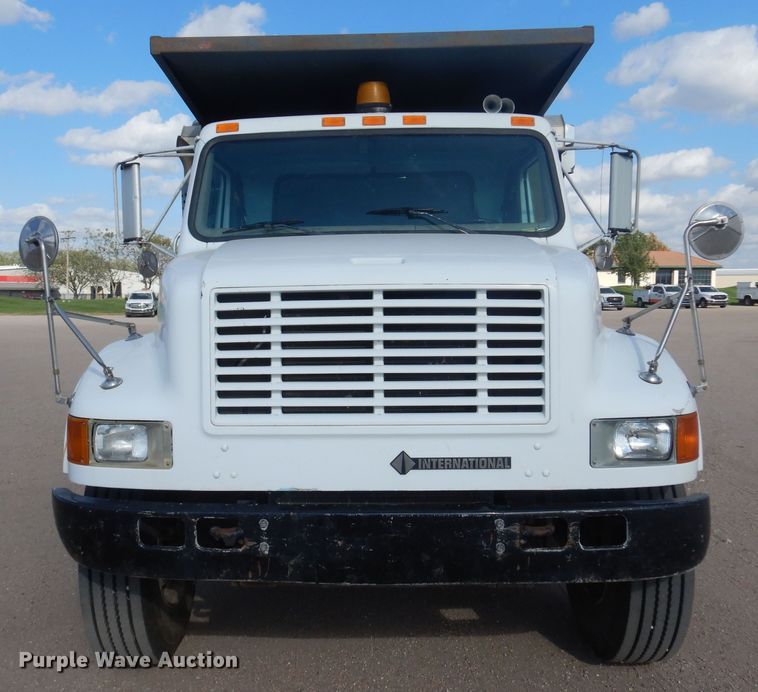 image for item KD9212 2001 International 4700  dump truck
