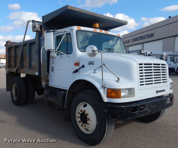 image for item KD9212 2001 International 4700  dump truck