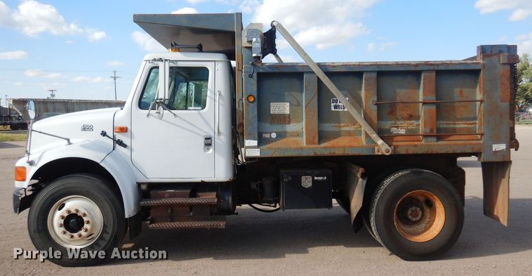image for item KD9212 2001 International 4700  dump truck