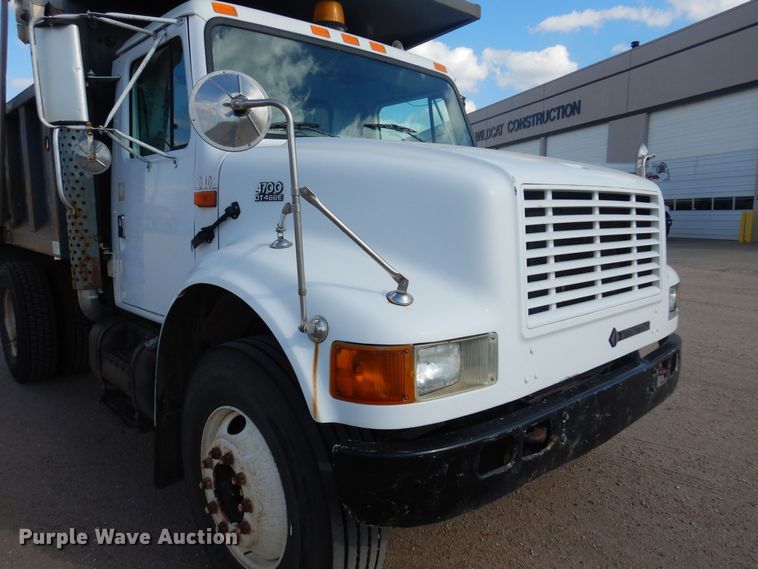 image for item KD9212 2001 International 4700  dump truck