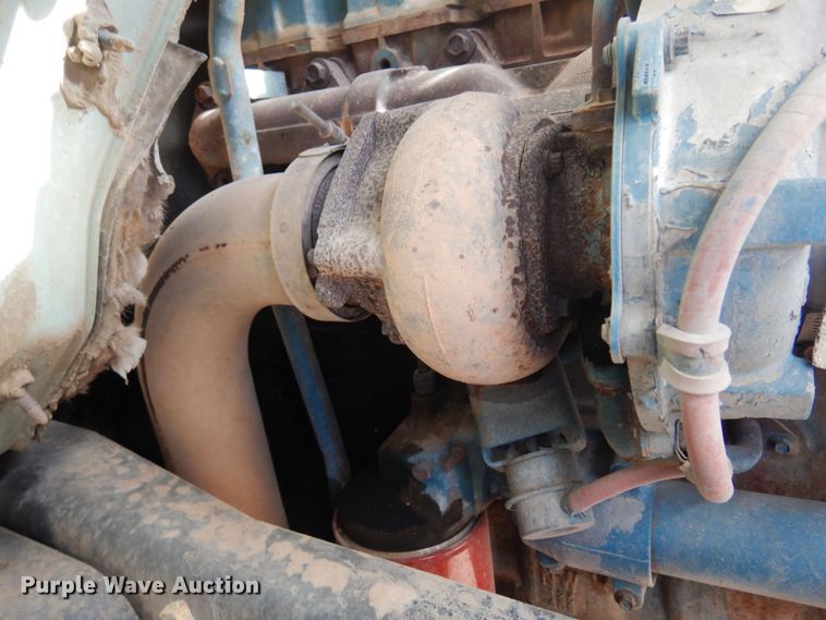 image for item KD9212 2001 International 4700  dump truck