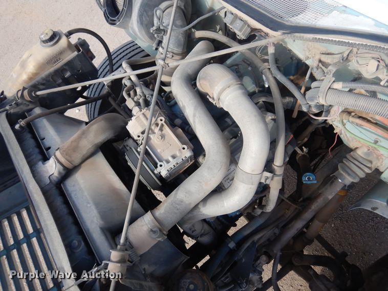 image for item KD9212 2001 International 4700  dump truck