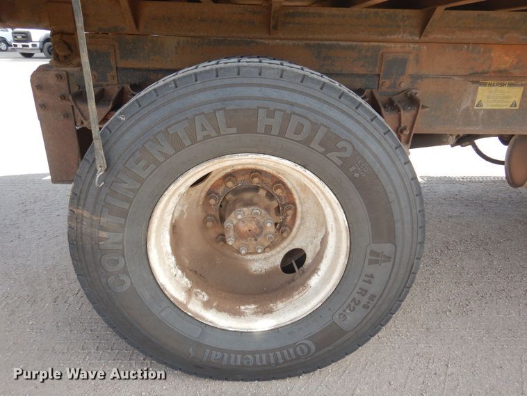 image for item KD9212 2001 International 4700  dump truck