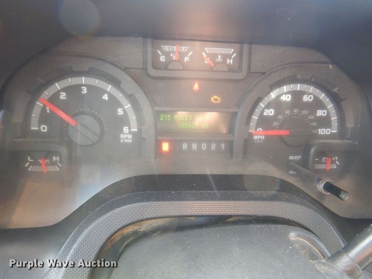 image for item KD9213 2010 Ford E350 Super Duty  van