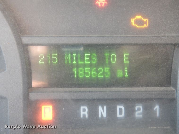 image for item KD9213 2010 Ford E350 Super Duty  van