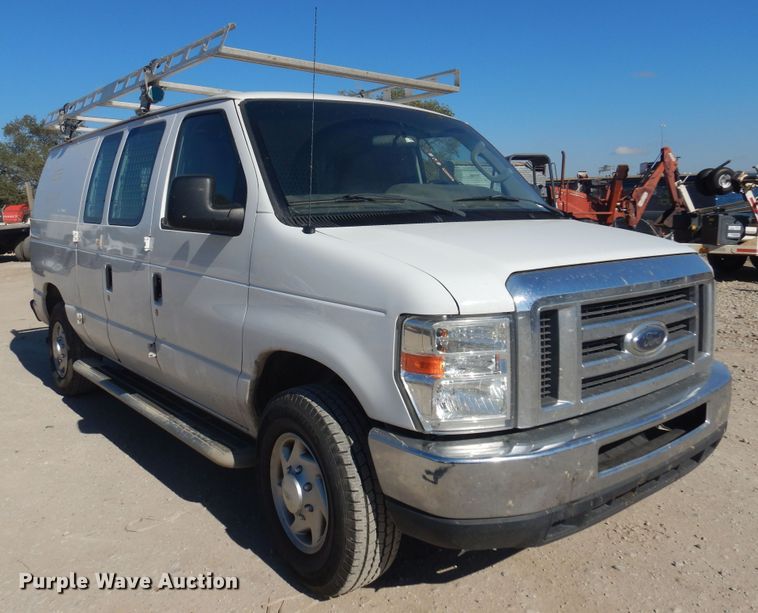 image for item KD9216 2013 Ford E250  van