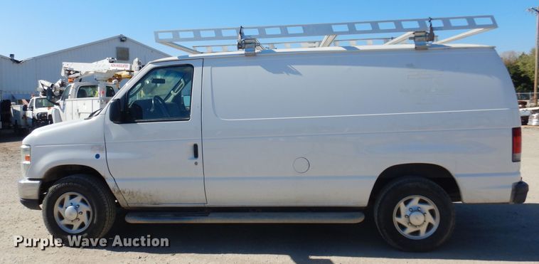 image for item KD9216 2013 Ford E250  van