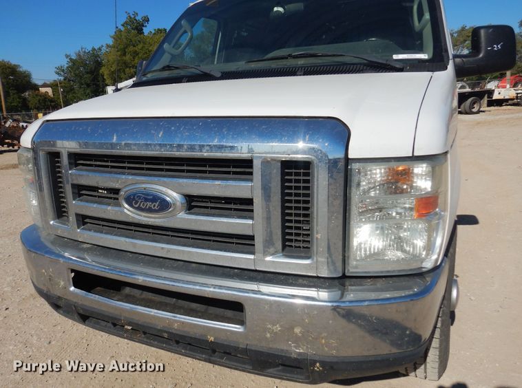 image for item KD9216 2013 Ford E250  van