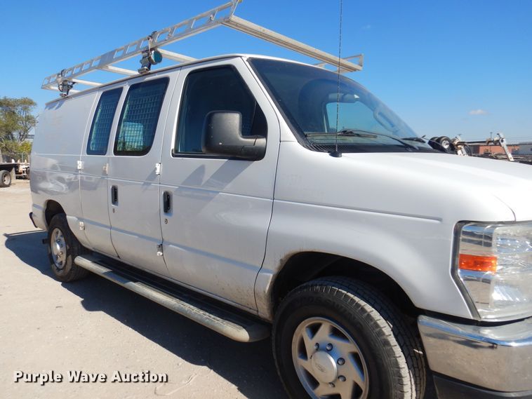 image for item KD9216 2013 Ford E250  van