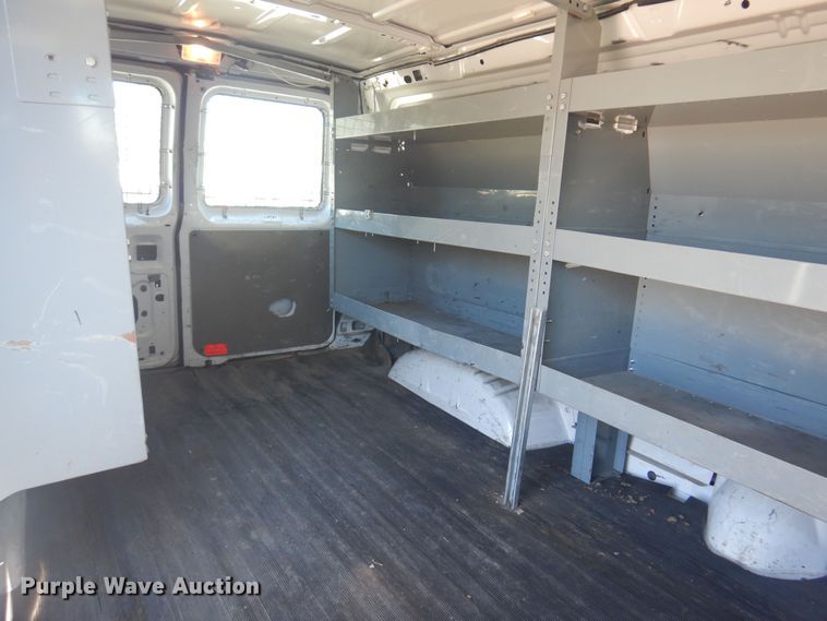 image for item KD9216 2013 Ford E250  van