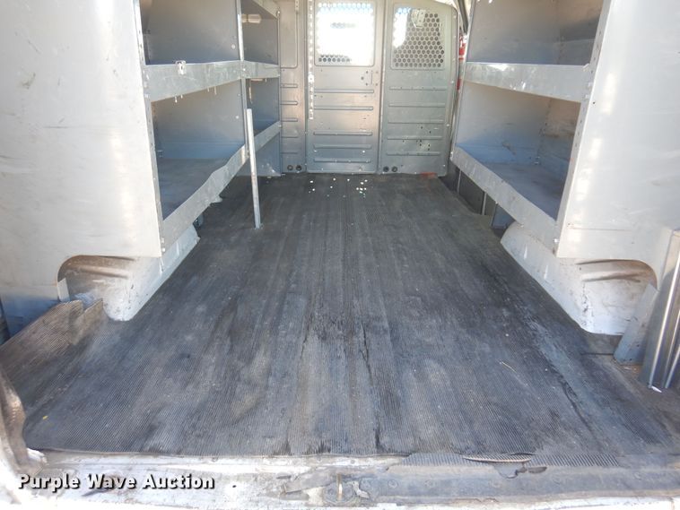 image for item KD9216 2013 Ford E250  van