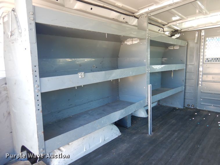 image for item KD9216 2013 Ford E250  van