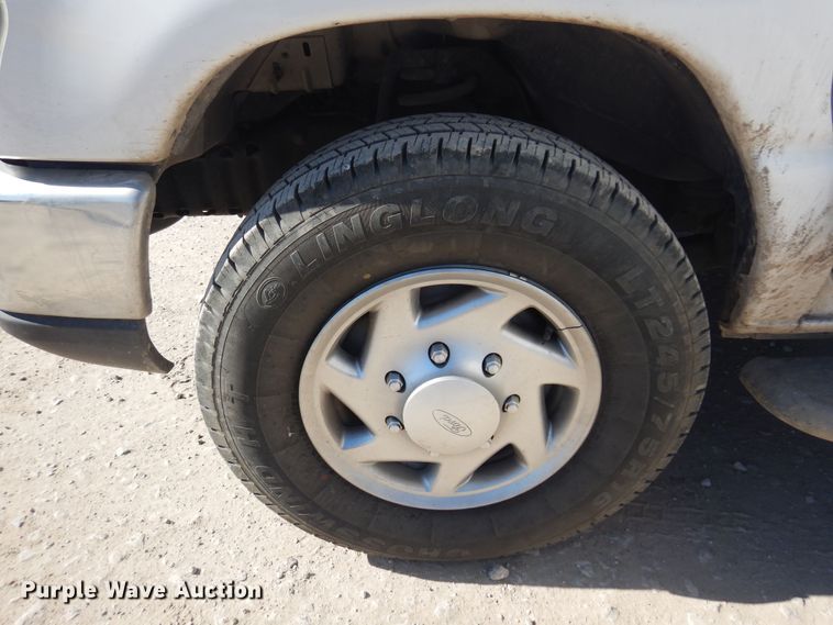 image for item KD9216 2013 Ford E250  van