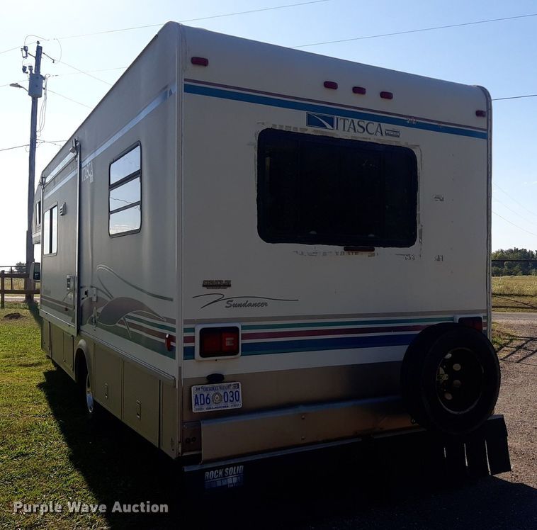 image for item KD9226 1999 Ford E450  RV