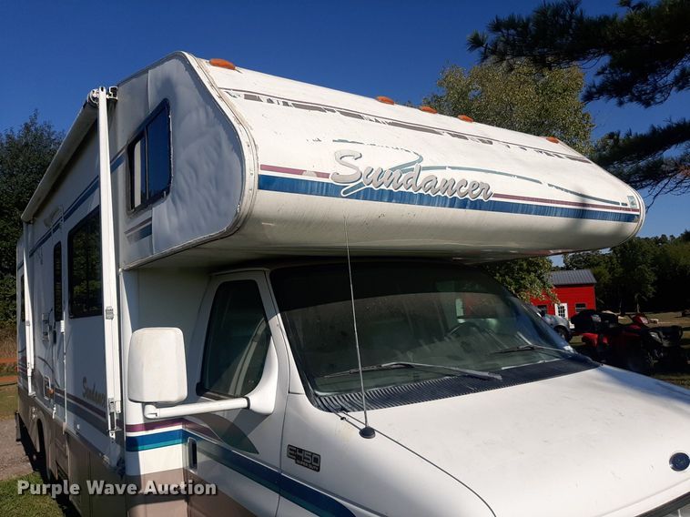image for item KD9226 1999 Ford E450  RV