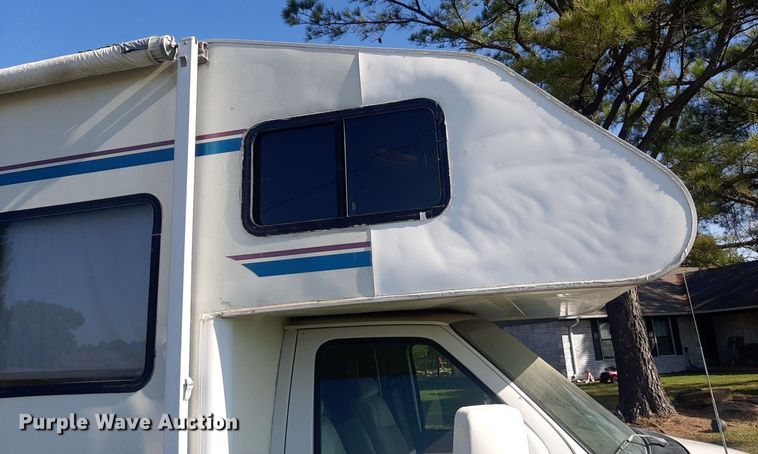 image for item KD9226 1999 Ford E450  RV