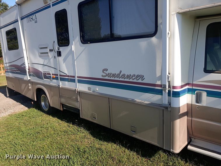 image for item KD9226 1999 Ford E450  RV