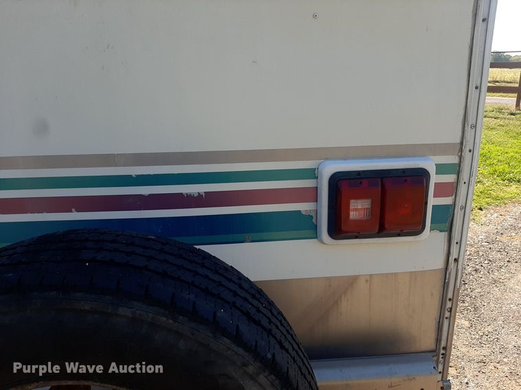 image for item KD9226 1999 Ford E450  RV