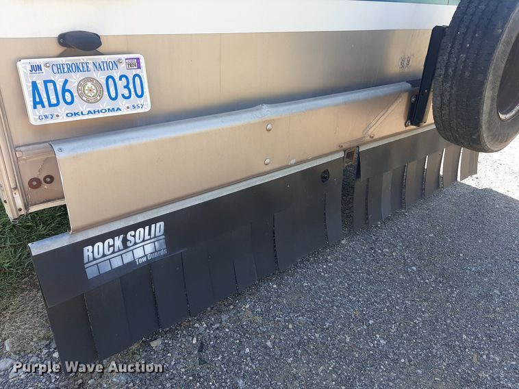 image for item KD9226 1999 Ford E450  RV