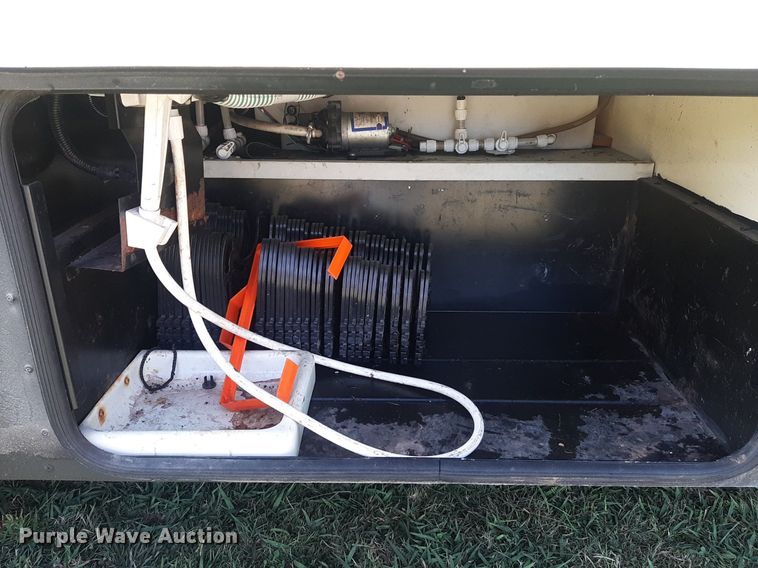 image for item KD9226 1999 Ford E450  RV