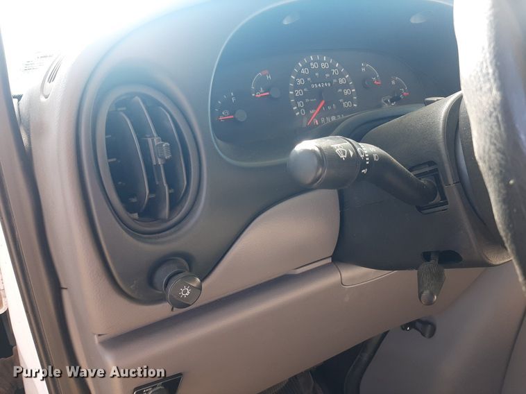 image for item KD9226 1999 Ford E450  RV