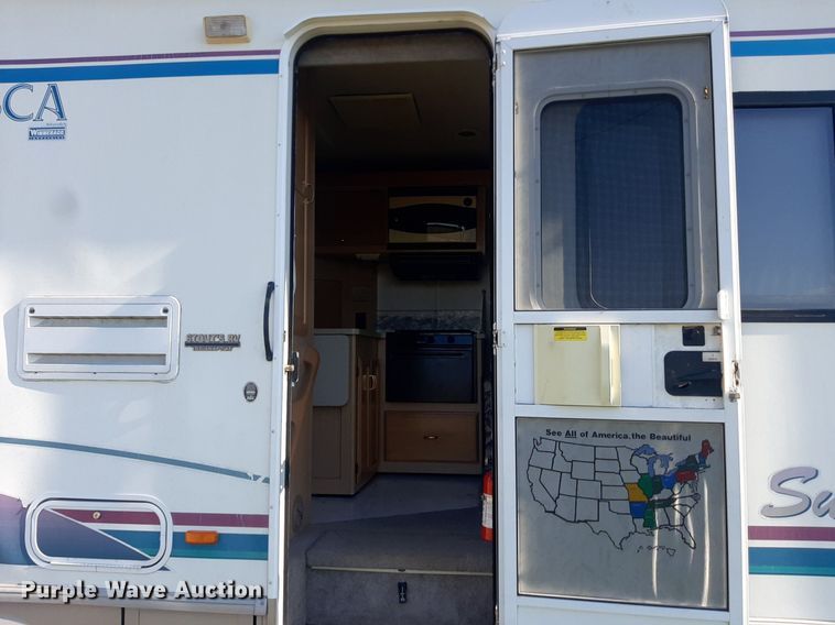 image for item KD9226 1999 Ford E450  RV