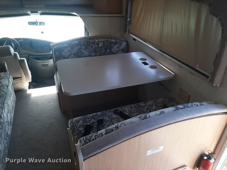 image for item KD9226 1999 Ford E450  RV