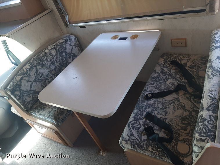 image for item KD9226 1999 Ford E450  RV