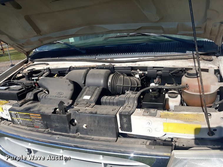 image for item KD9226 1999 Ford E450  RV