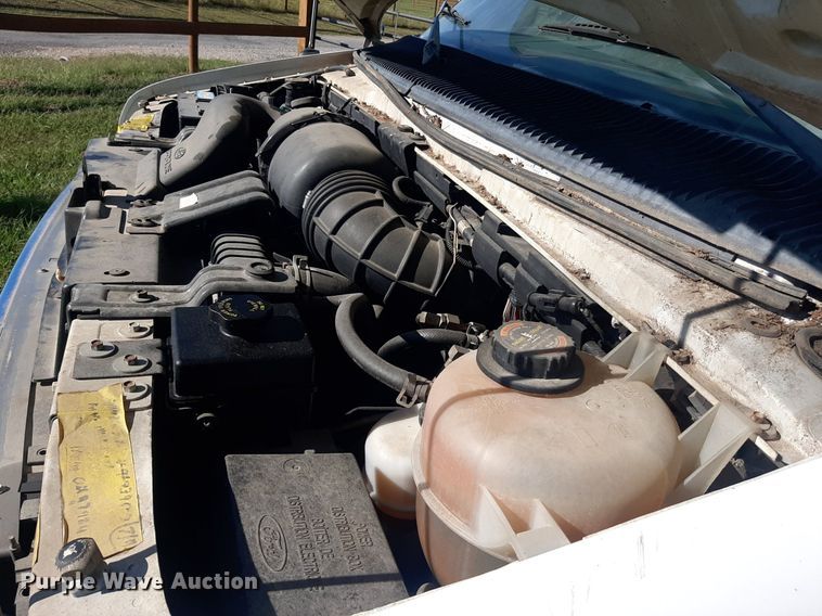 image for item KD9226 1999 Ford E450  RV