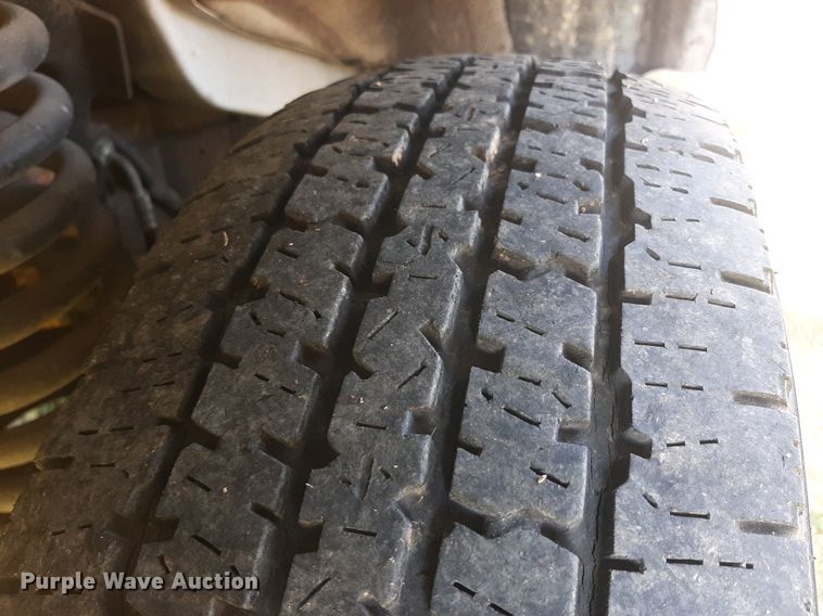 image for item KD9226 1999 Ford E450  RV