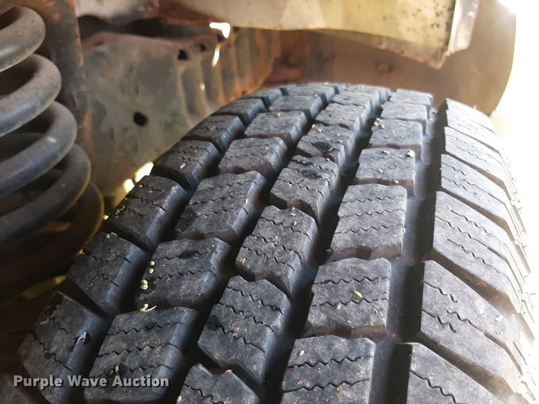 image for item KD9226 1999 Ford E450  RV