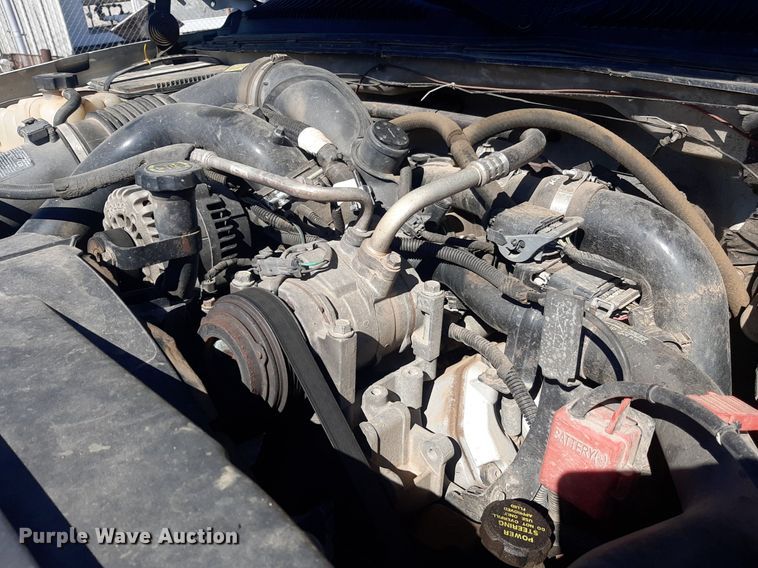 image for item KD9231 2006  Chevrolet Silverado 3500  Crew Cab flatbed pickup truck