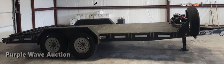 image for item KD9253 2006 Titan  equipment trailer