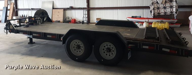 image for item KD9253 2006 Titan  equipment trailer