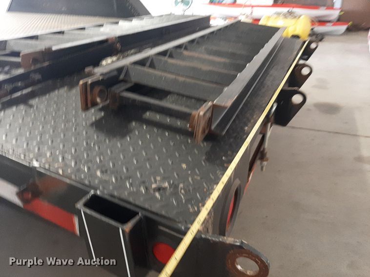 image for item KD9253 2006 Titan  equipment trailer