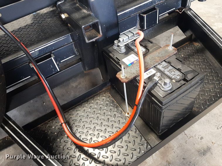 image for item KD9253 2006 Titan  equipment trailer