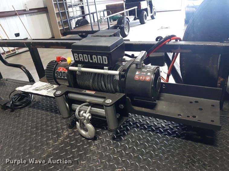 image for item KD9253 2006 Titan  equipment trailer