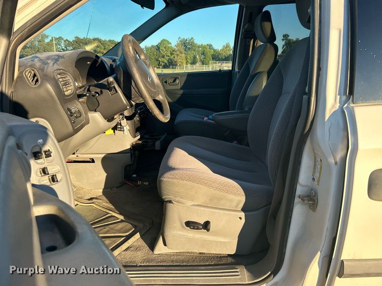 image for item KH9529 2006 Dodge Grand Caravan  van