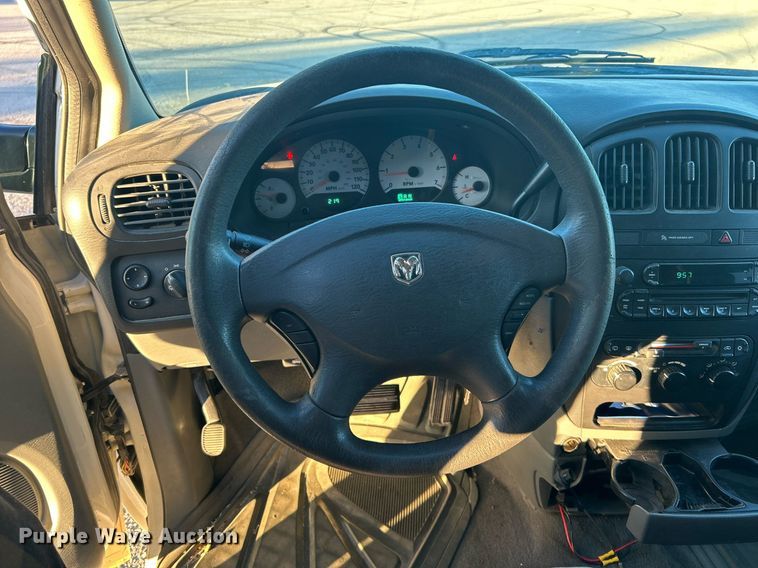 image for item KH9529 2006 Dodge Grand Caravan  van