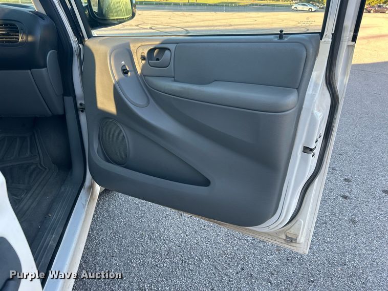 image for item KH9529 2006 Dodge Grand Caravan  van