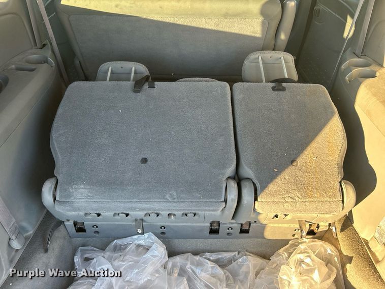 image for item KH9529 2006 Dodge Grand Caravan  van