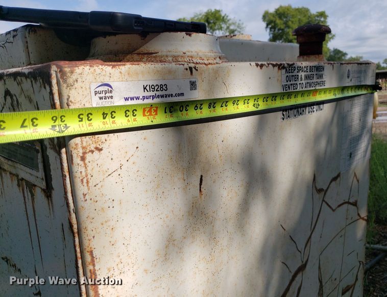 image for item KI9283 Hoover  fuel tank