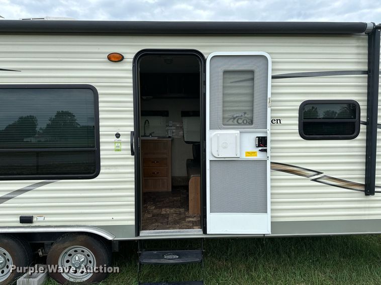 image for item KT9287 2015 Coachmen Catalina  camper