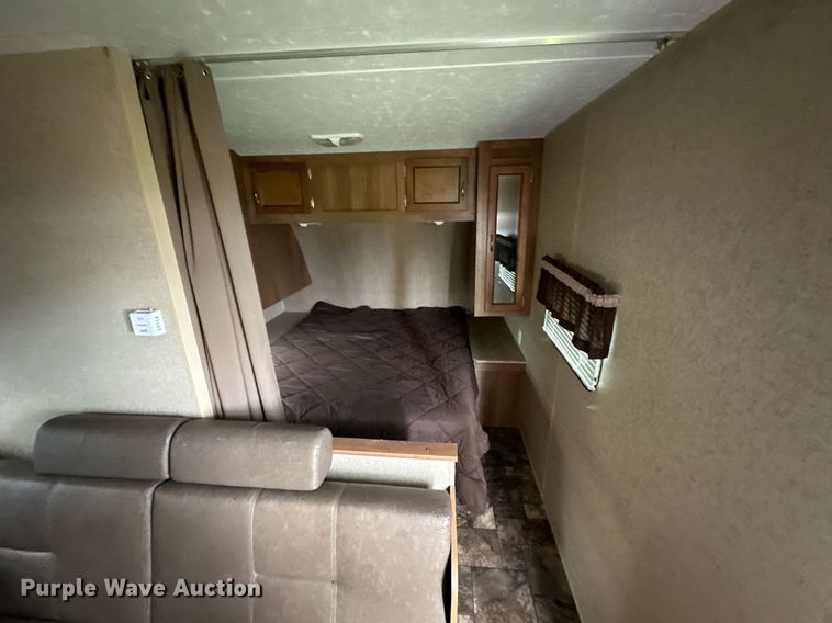 image for item KT9287 2015 Coachmen Catalina  camper