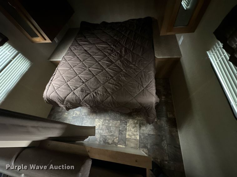 image for item KT9287 2015 Coachmen Catalina  camper